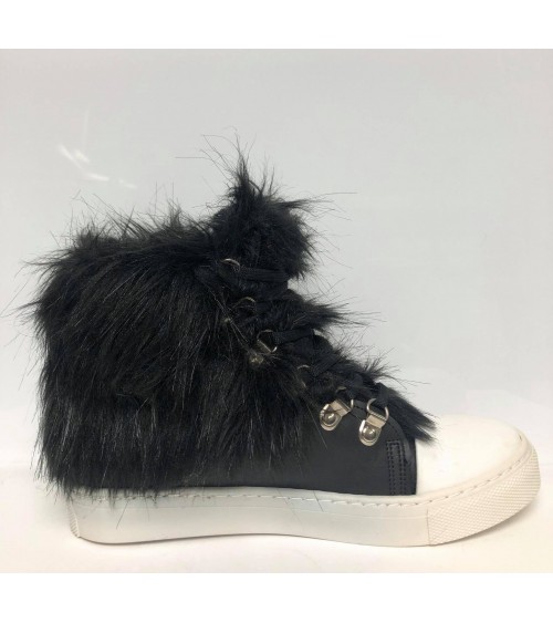 BSB Shoes with fur....
